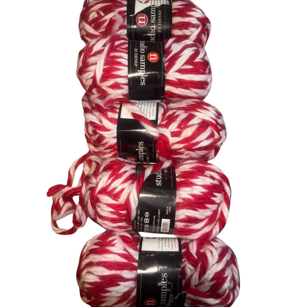 studio samples by nicole 137 yards 100 % acrylic 5 Skeins Red White